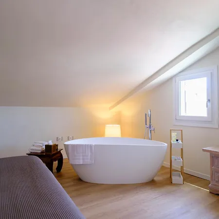 Roof33 Attico Di Lusso In Centro A